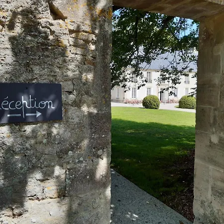 ホテル Chateau Saint Gilles - Bayeux 4*