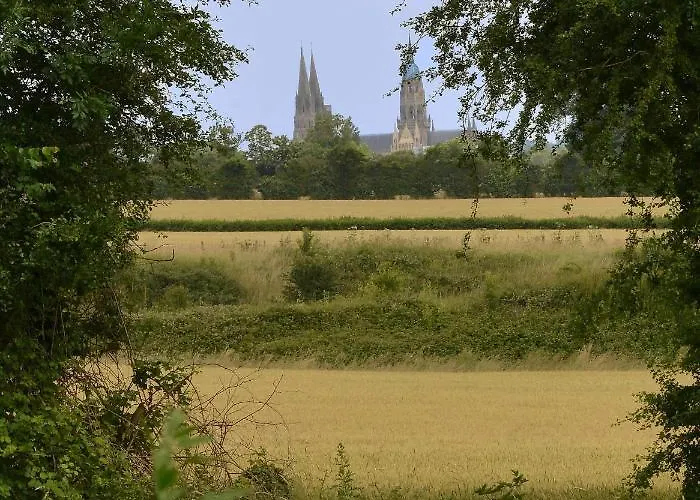 Chateau Saint Gilles - Bayeux 4* Guéron