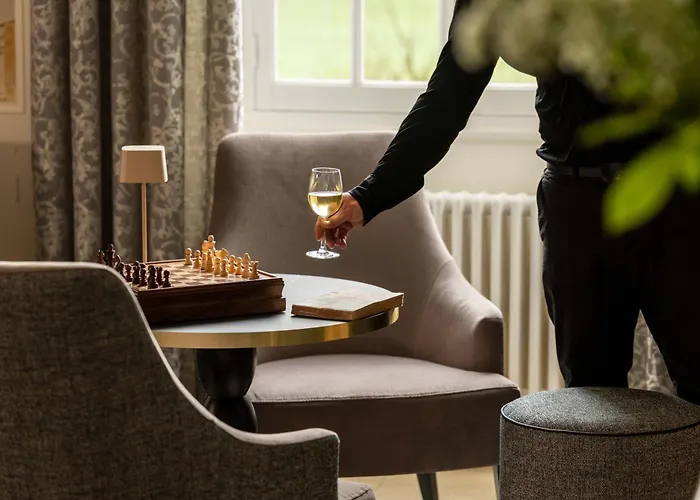 Chateau Saint Gilles - Bayeux Guéron