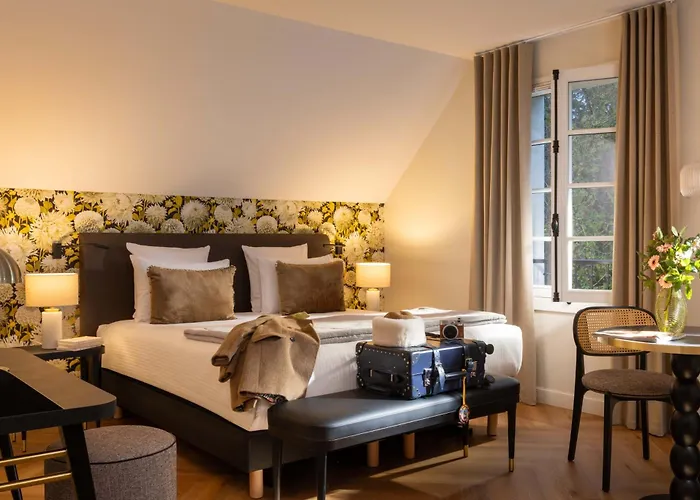 Chateau Saint Gilles - Bayeux 4*