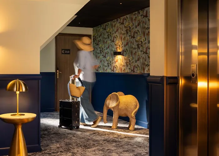 Chateau Saint Gilles - Bayeux 4* Guéron