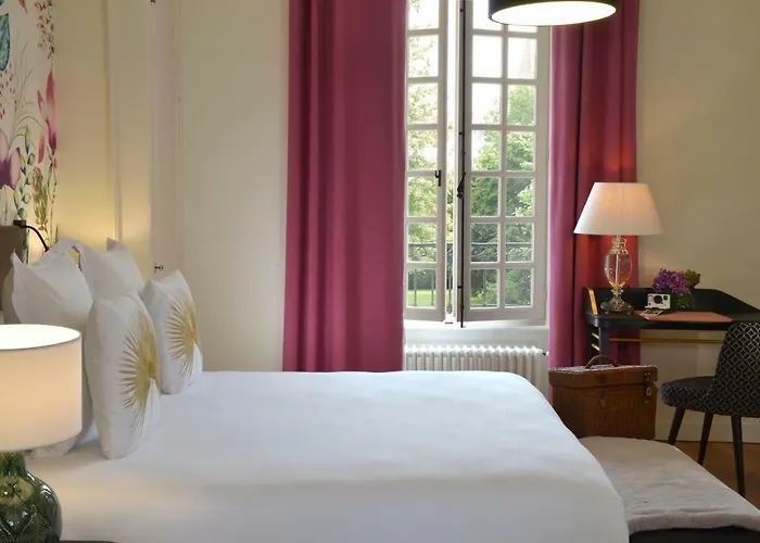 Chateau Saint Gilles - Bayeux 4* Guéron